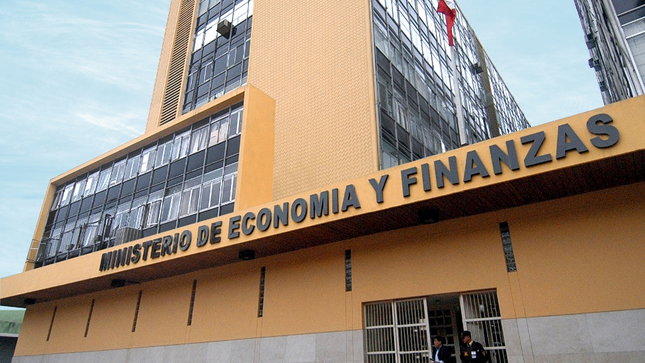Alcaldes del Callao se reunen con el tItular de MEF.