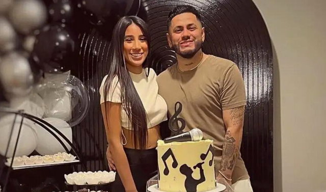 Bryam Torres envia mensaje de saluda por el día de la madre a Samahara Lobatón.