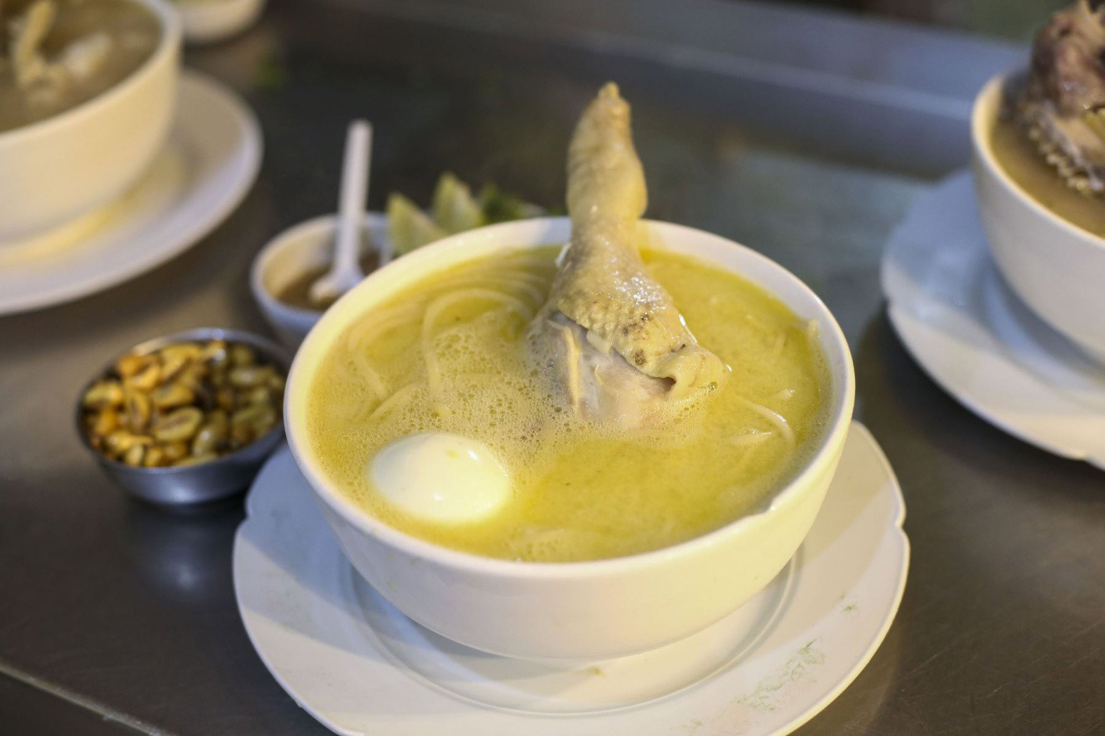 Caldo de gallina para el frío.