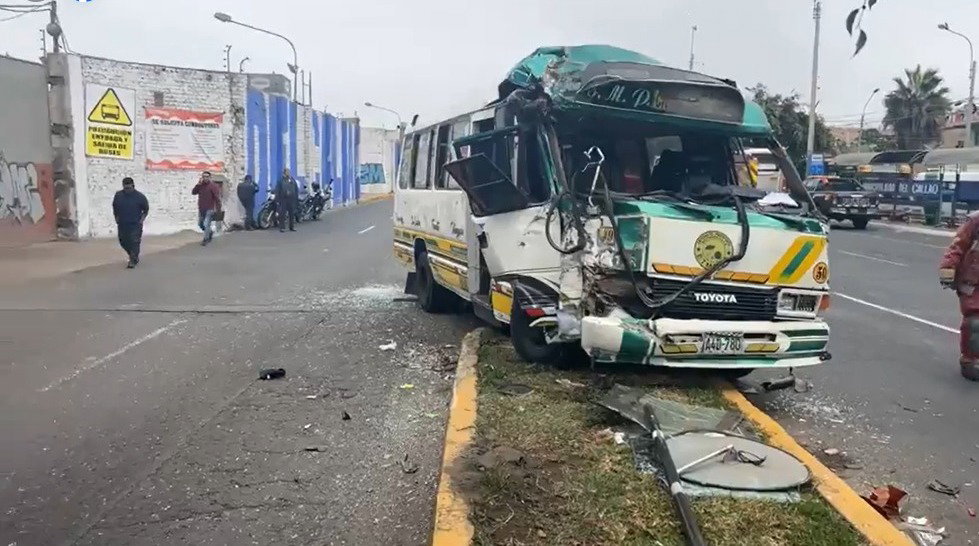 Custer se sale de la pista en la Av Venezuela.