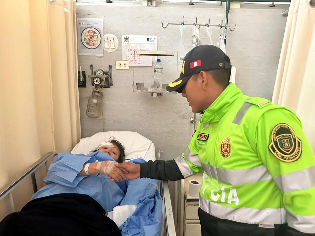 Hombre deja gravemente a su madre tras golpearla.