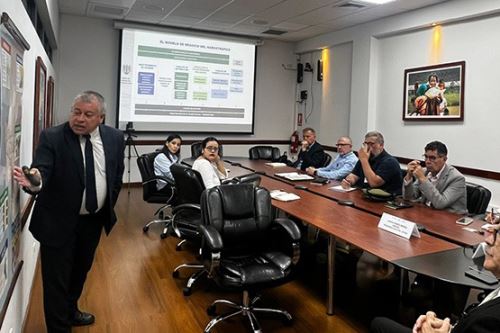 Impulsan estudio en puertos.
