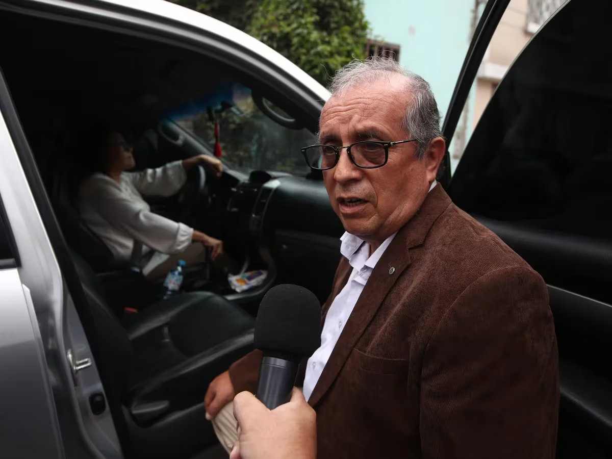 Nicanor Boluarte es detenido.