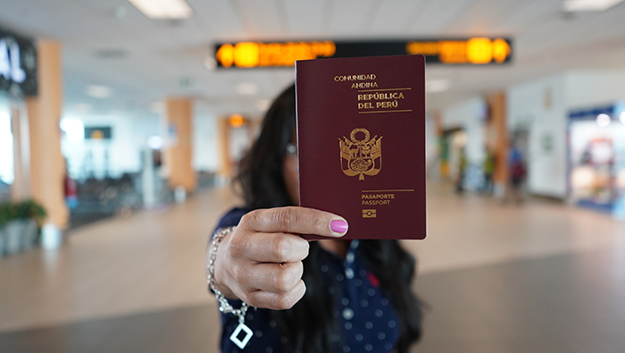 Pasaporte con 10 años de vigencia.
