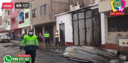 Autos se queman en incendio
