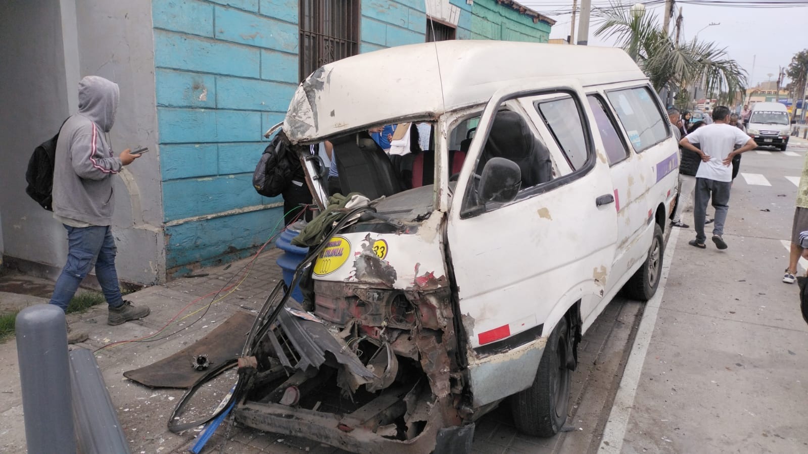 Accidente de tránsito en la av Gamarra de Callao deja varios heridos y ...