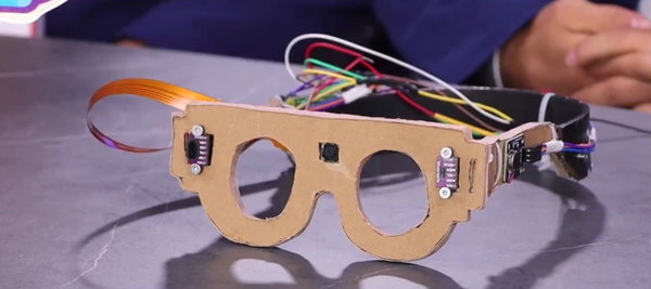 Estudiantes del Callao crean lentes inteligentes para ayudar a personas con discapacidad visual