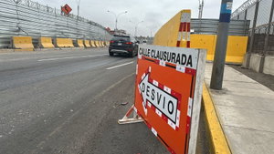 Callao: Cierre de vía auxiliar en avenida Faucett desata caos vehicular